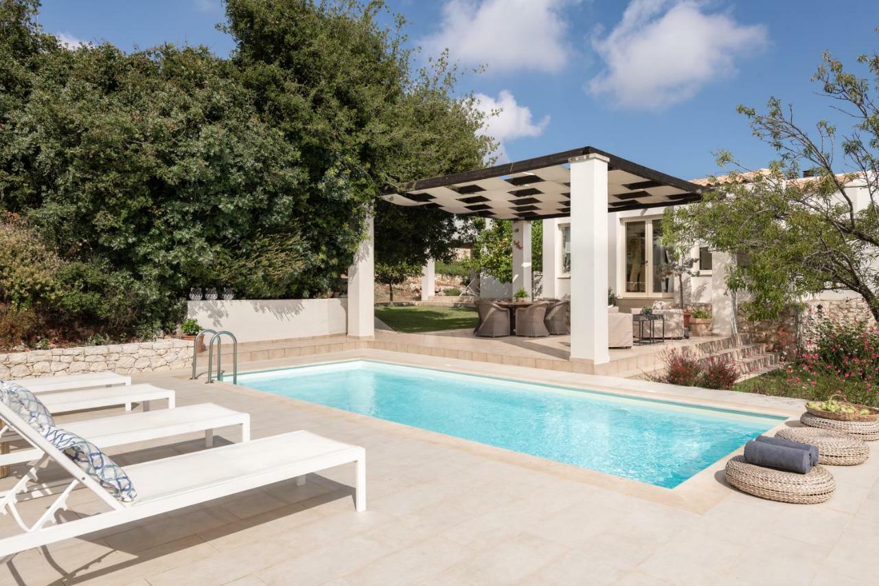 Levantes Luxury Home - Nature Inspired, Pool & Bbq, By Thinkvilla Prines  Экстерьер фото
