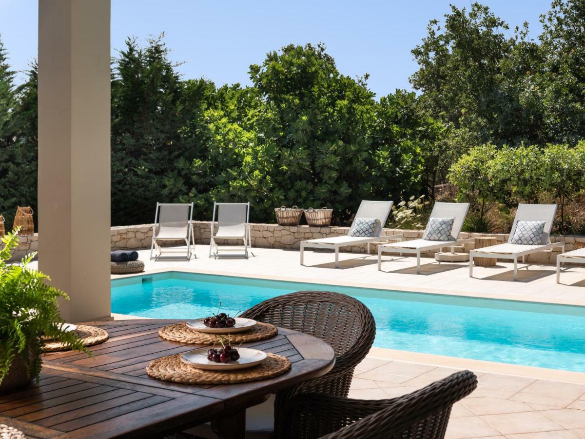 Levantes Luxury Home - Nature Inspired, Pool & Bbq, By Thinkvilla Prines  Экстерьер фото